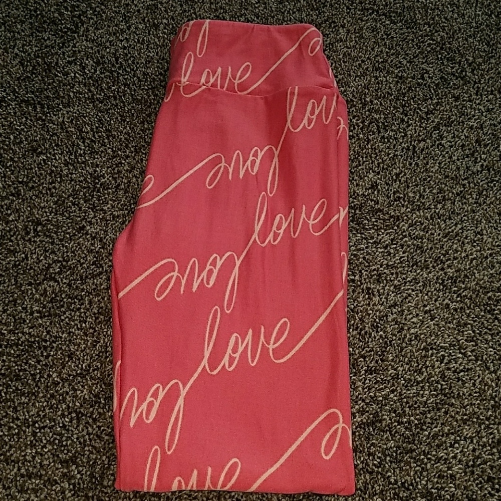 LulaRoe Holiday leggings